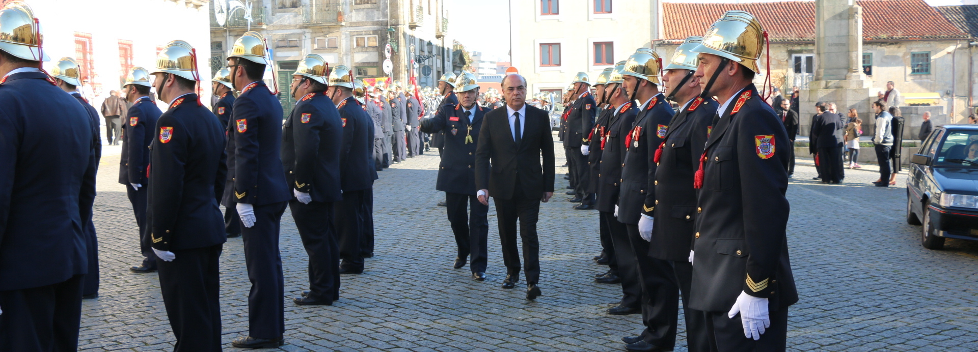 Presidente da Câmara recebe Bombeiros Voluntários de Barcelos em dia de Aniversário