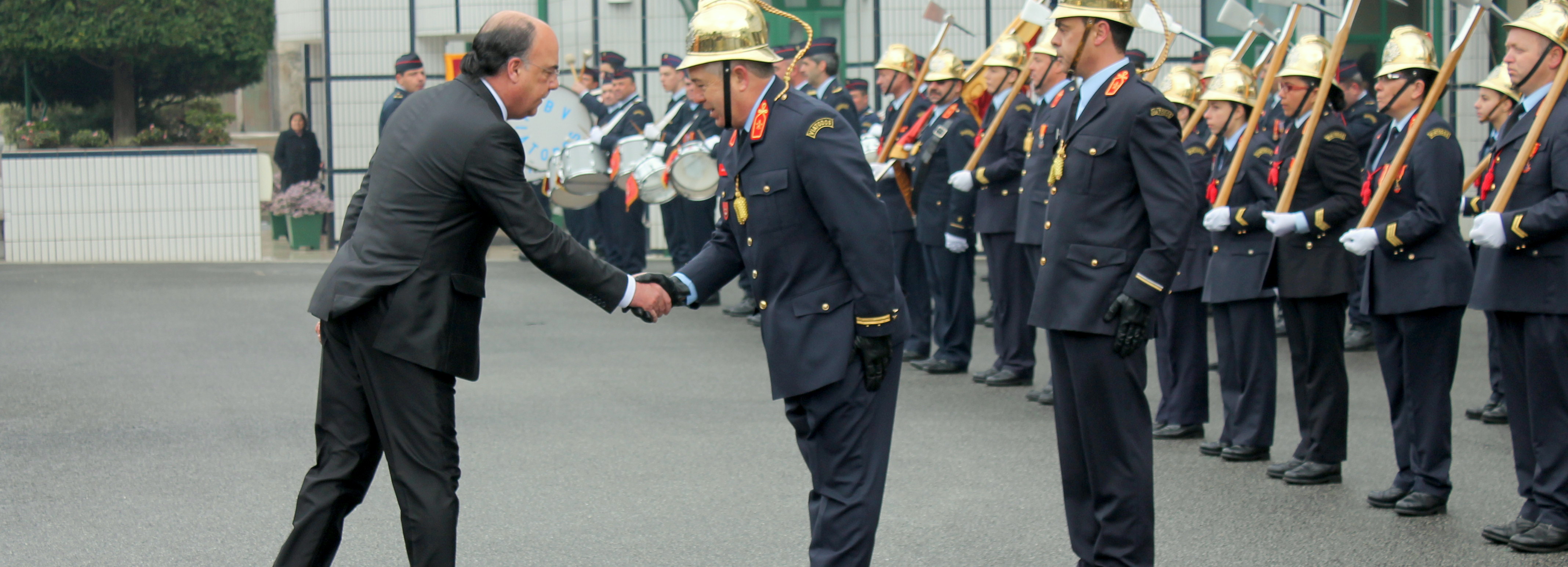 Presidente da Câmara felicita Bombeiros de Viatodos na passagem do 30.º aniversário da corporação