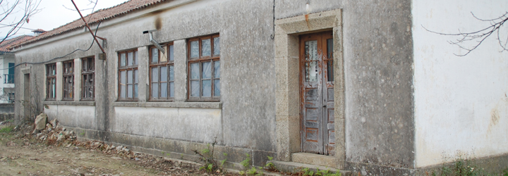 Câmara Municipal doa antiga escola à Freguesia de Carapeços