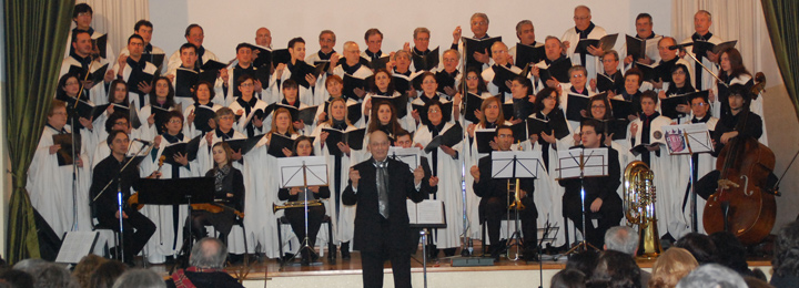 Câmara Municipal promoveu concerto de Reis na sede dos Bombeiros de Viatodos