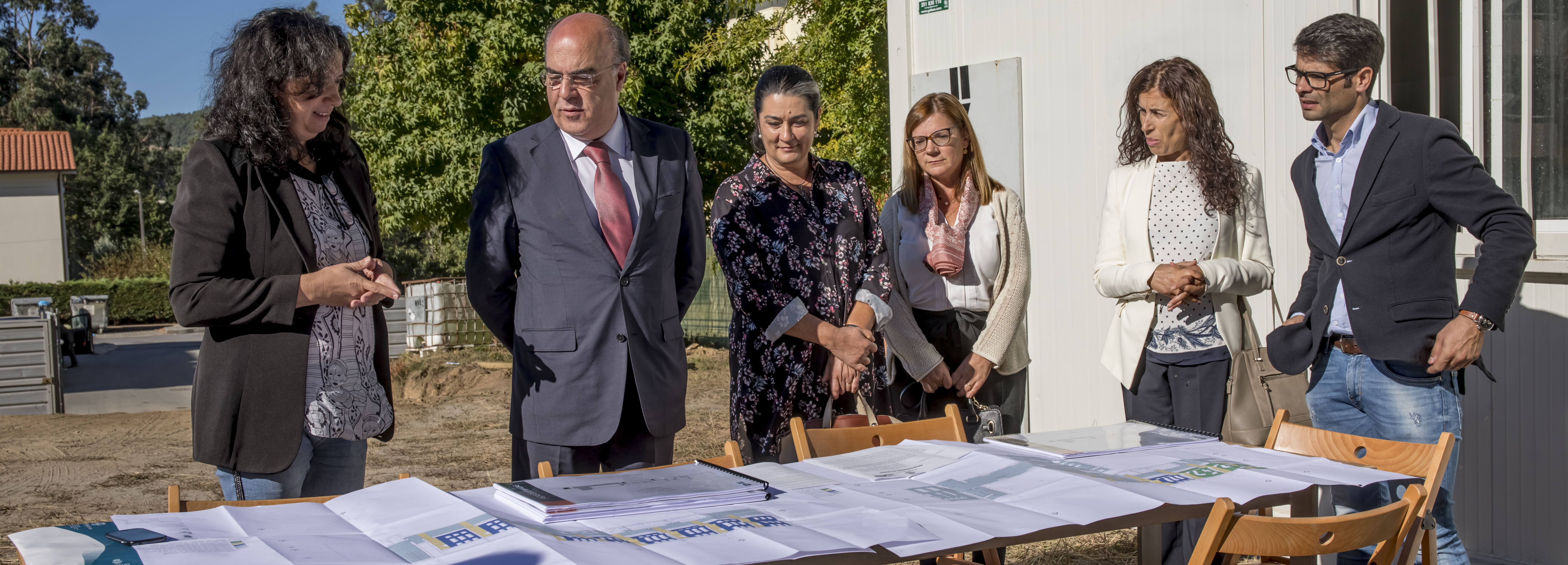 Presidente da Câmara assina auto de consignação da construção do Centro Escolar da Várzea