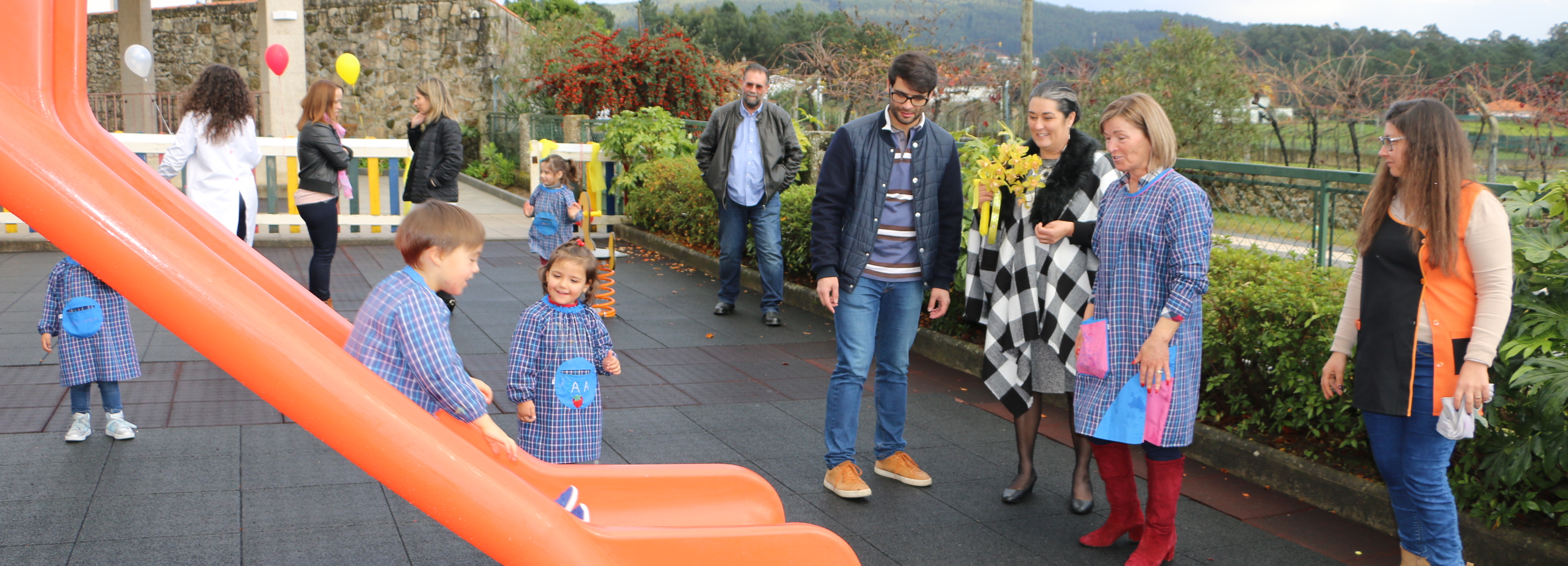 Parque infantil da Várzea foi remodelado