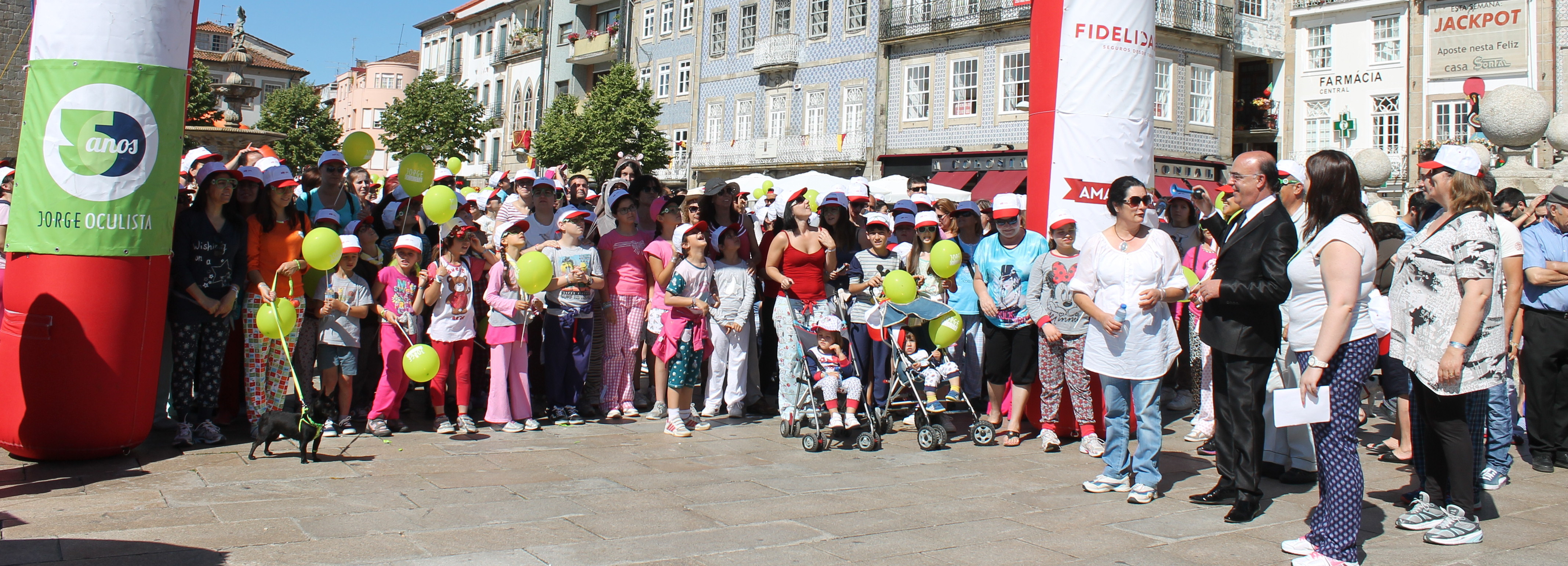 Caminhada do Pijama juntou mais de 1800 pessoas em Barcelos