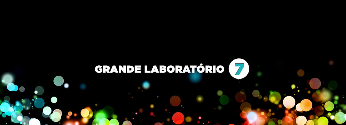 Grande Laboratório 7 com presença do Comandante Real do Reino Unido