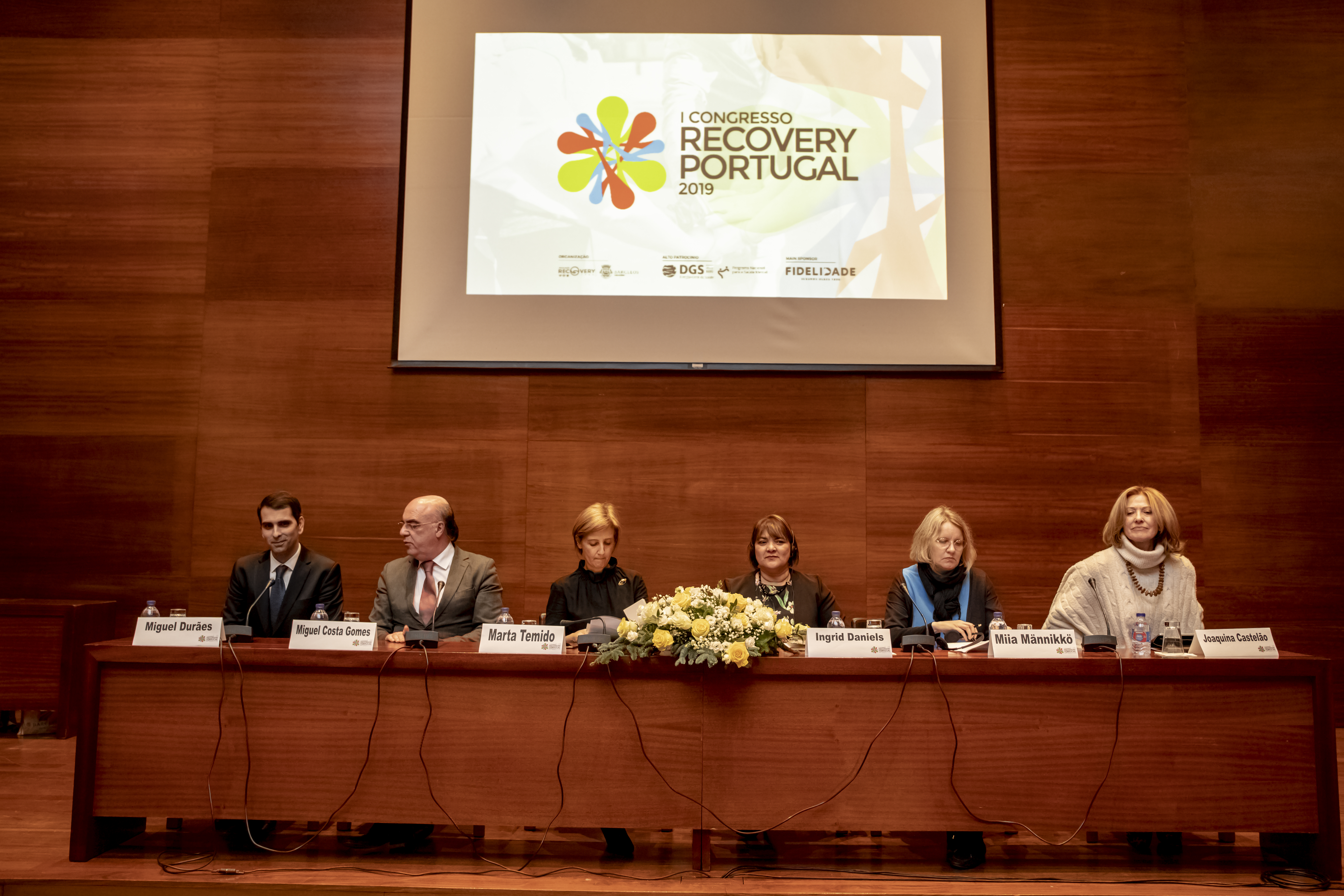 Ministra da Saúde participou em congresso sobre saúde mental