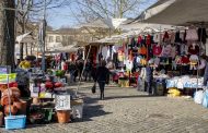 feira semanal de barcelos volta em pleno esta q...