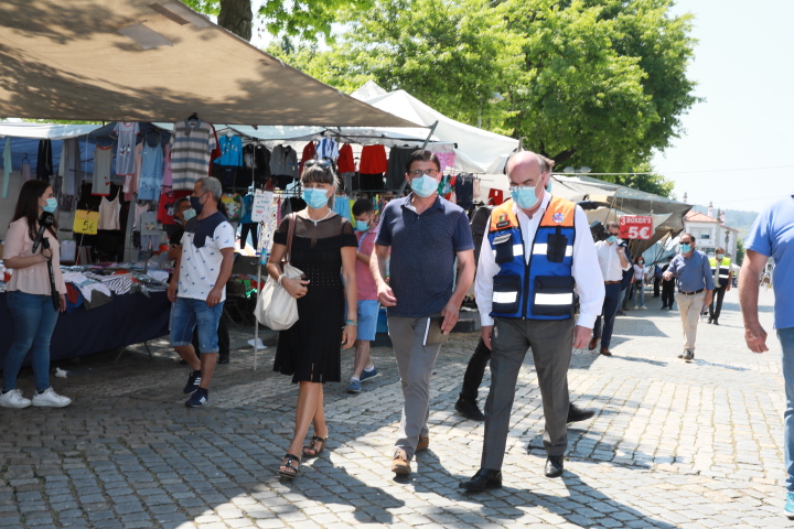 Feira de Barcelos reabriu em pleno