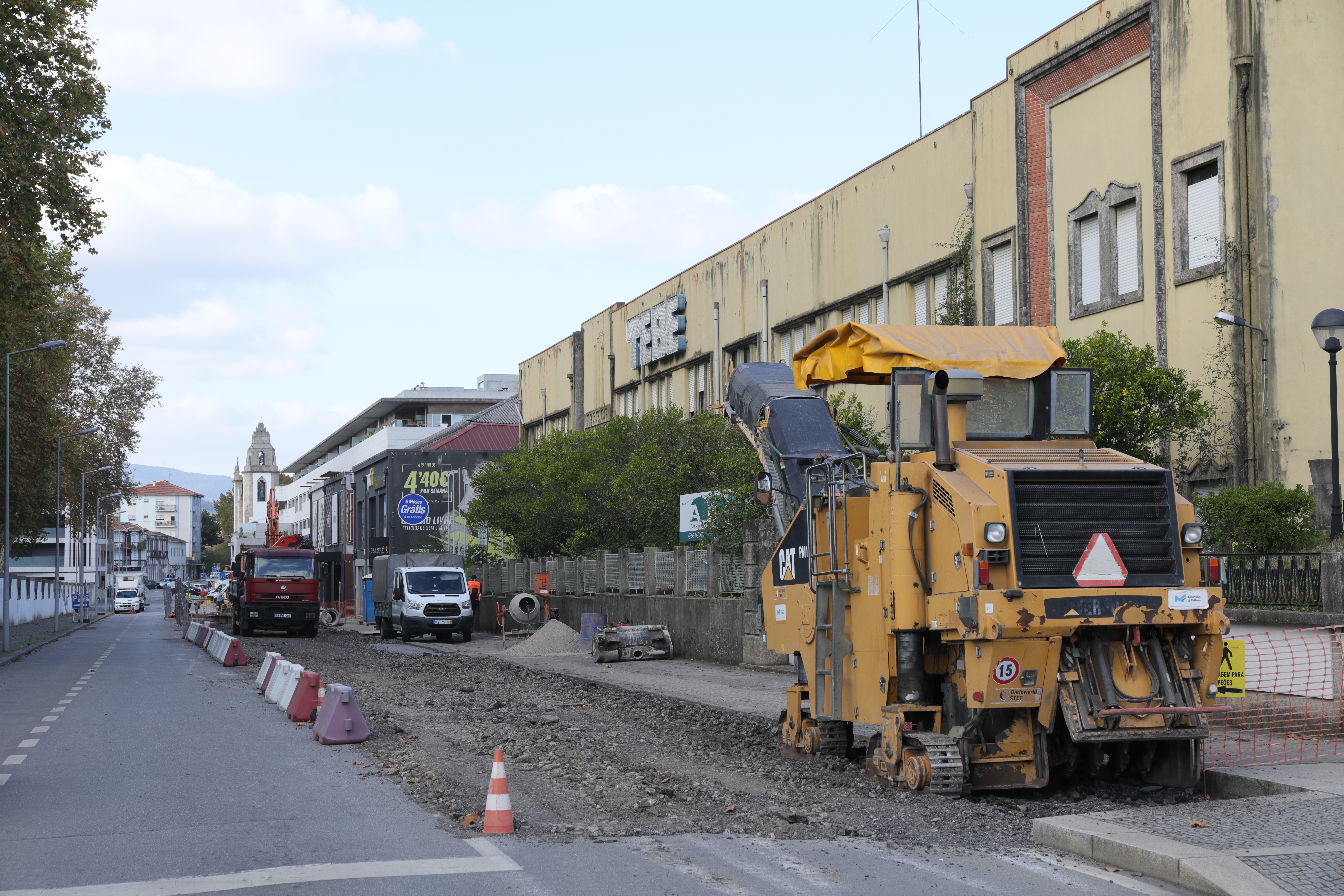 Obras de requalificação da Rua Cândido da Cunha já arrancaram