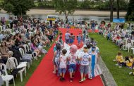 desfile ecológico sensibiliza crianças para a p...