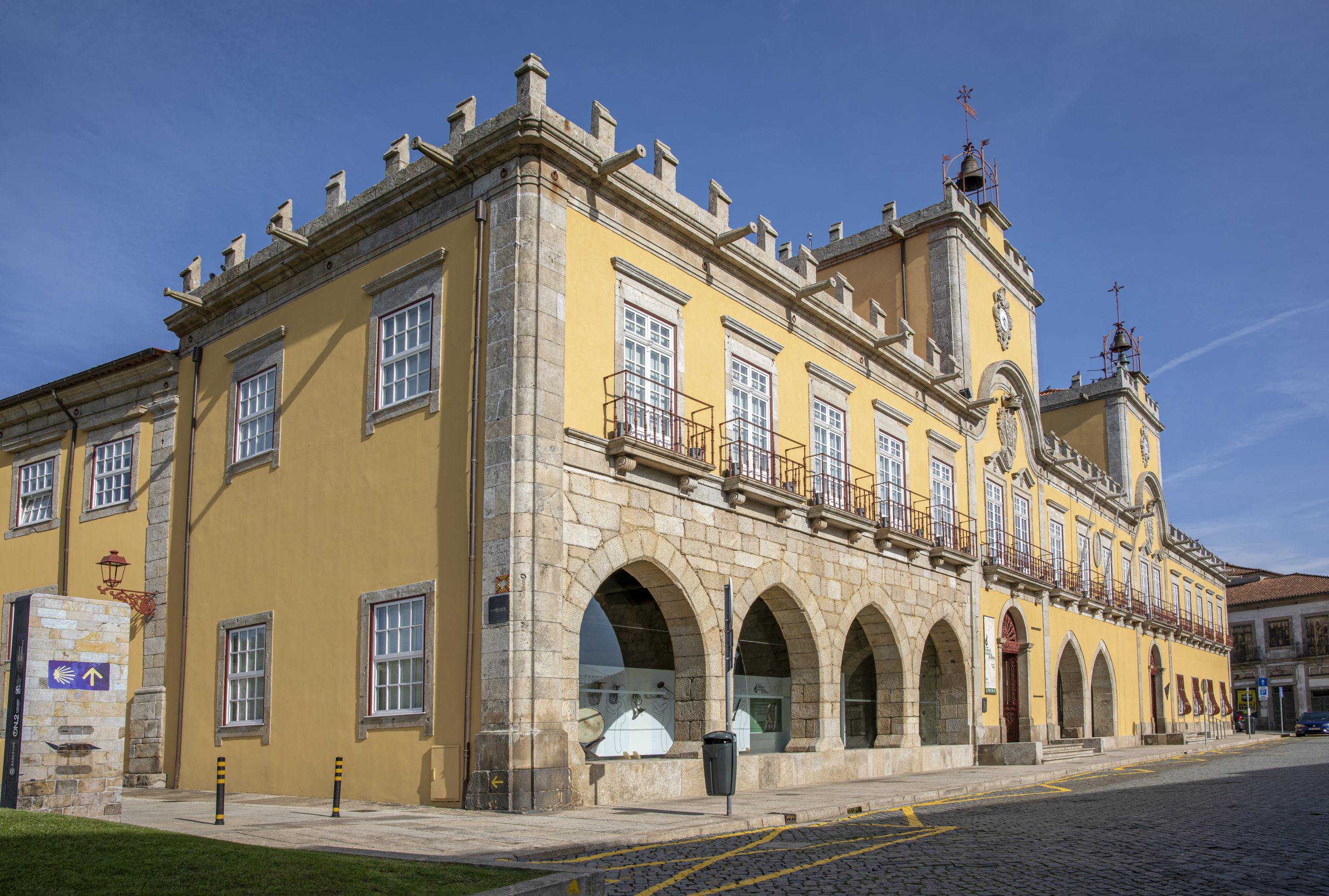 Municípios que integram Resulima preocupados com aumento das tarifas de recolha de lixo e maus odores da unidade de resíduos de Paradela