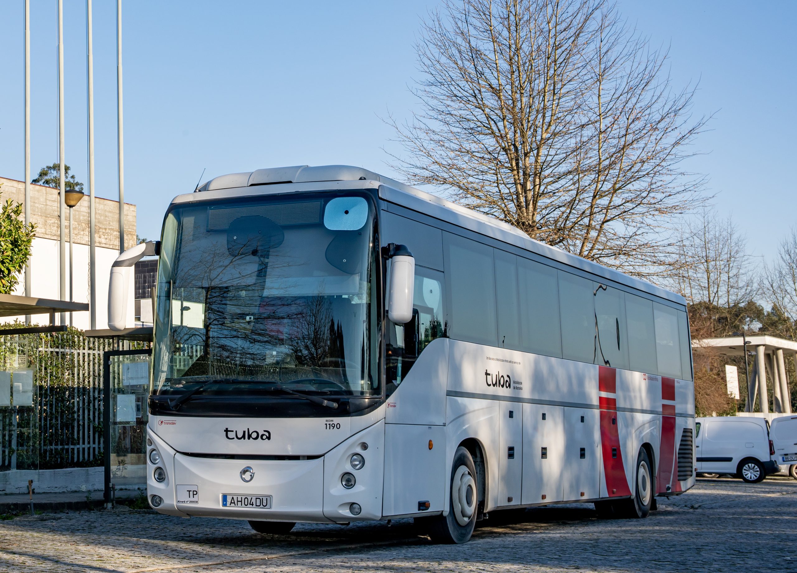 Câmara de Barcelos investe 2,8 milhões de euros em transportes escolares